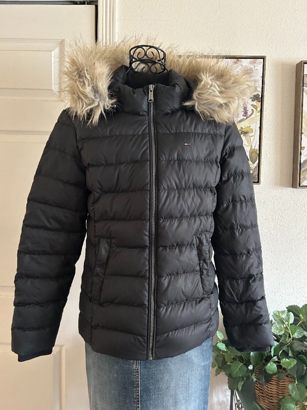 Tommy Hilfiger Black Quilted Down Puffer Jacket with Faux-Fur Trim Hood
